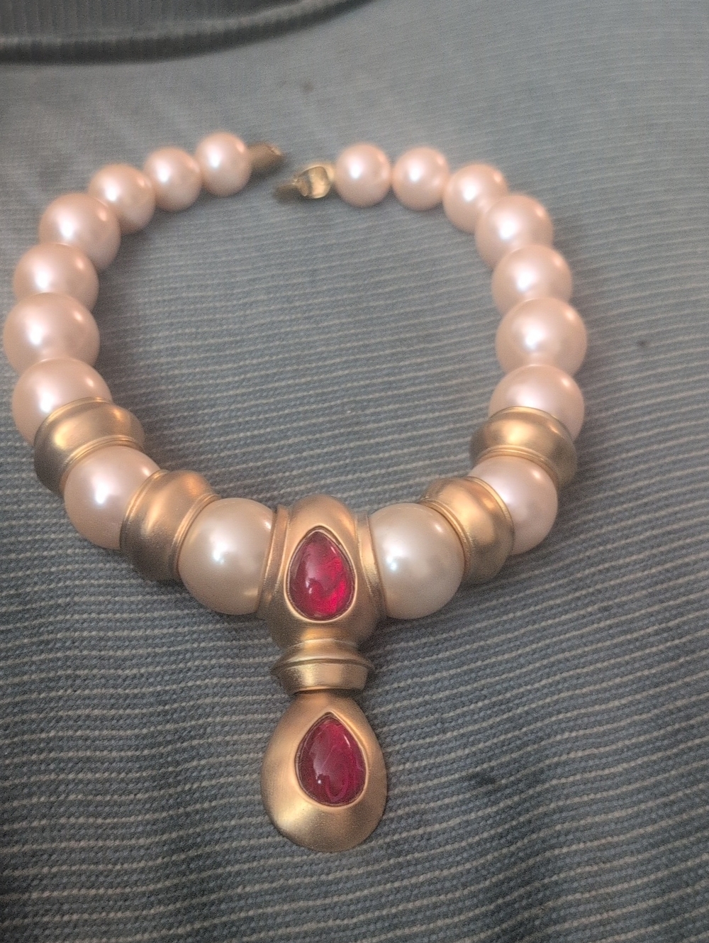 VTG Kenneth J Lane Gold-Tone Pearl Necklace with Red Teardrop Stones